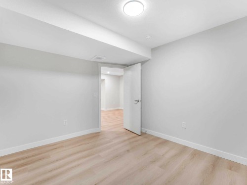 20723 24 Avenue, Edmonton, AB - Indoor Photo Showing Other Room