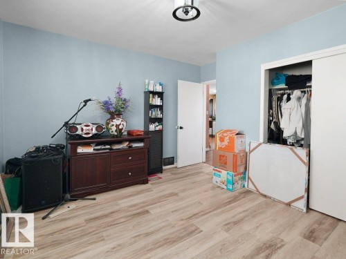 6324 132 Avenue, Edmonton, AB - Indoor