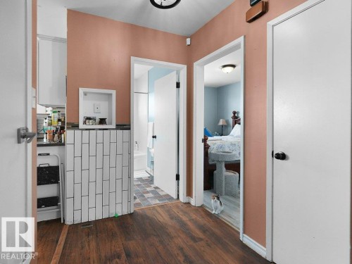6324 132 Avenue, Edmonton, AB - Indoor Photo Showing Other Room