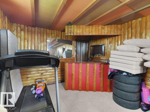 6324 132 Avenue, Edmonton, AB - Indoor
