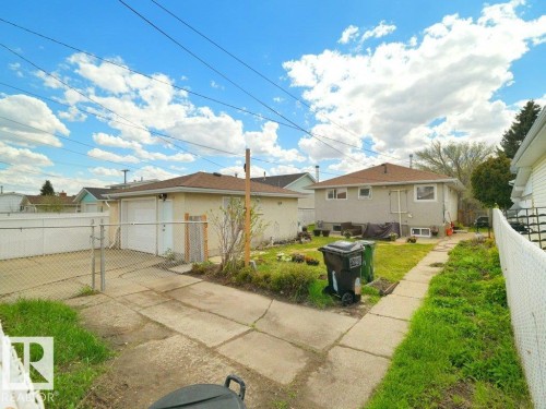6324 132 Avenue, Edmonton, AB - Outdoor