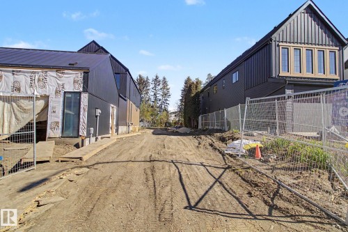 12416 39 Avenue, Edmonton, AB 