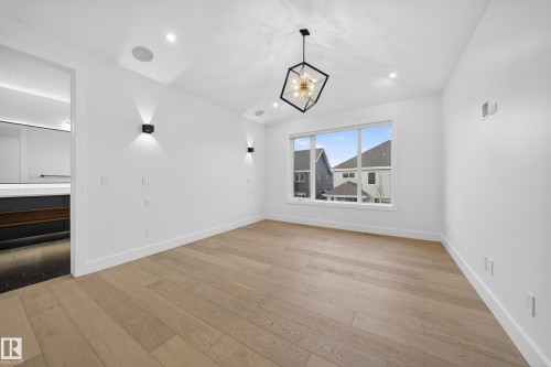 4464 Suzanna Crescent, Edmonton, AB - Indoor