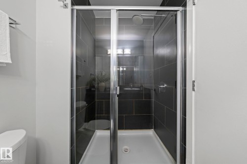 306 10611 117 Street, Edmonton, AB - Indoor Photo Showing Bathroom
