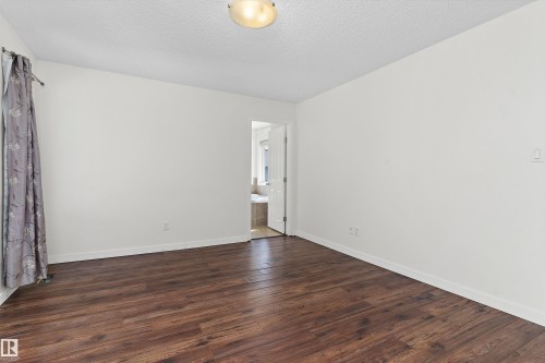 583 Leger Way, Edmonton, AB - Indoor Photo Showing Other Room