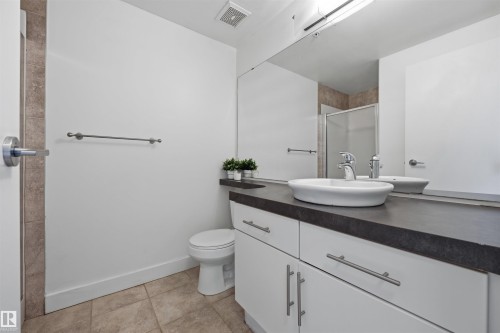 1403 10136 104 Street, Edmonton, AB 
