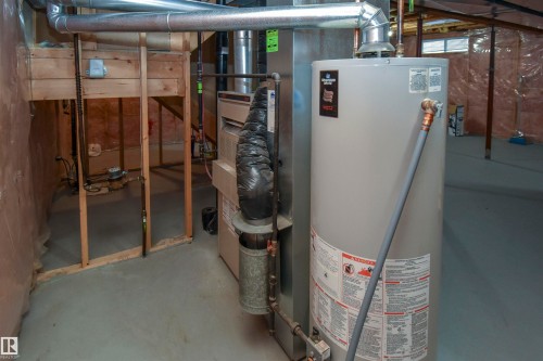 4112 37A Avenue, Edmonton, AB - Indoor Photo Showing Basement