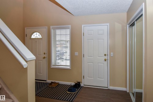 4112 37A Avenue, Edmonton, AB - Indoor Photo Showing Other Room