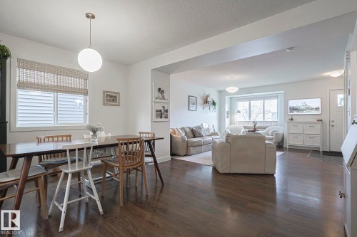 8952 218 Street, Edmonton, AB - Indoor
