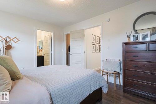 8952 218 Street, Edmonton, AB - Indoor Photo Showing Bedroom