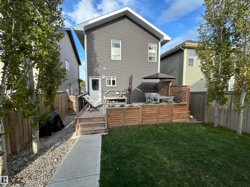 8952 218 Street, Edmonton, AB - Outdoor