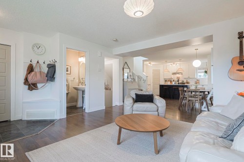 8952 218 Street, Edmonton, AB - Indoor Photo Showing Living Room