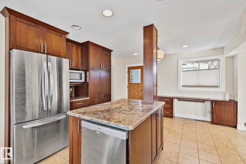 10823 130 Street, Edmonton, AB - Indoor Photo Showing Kitchen