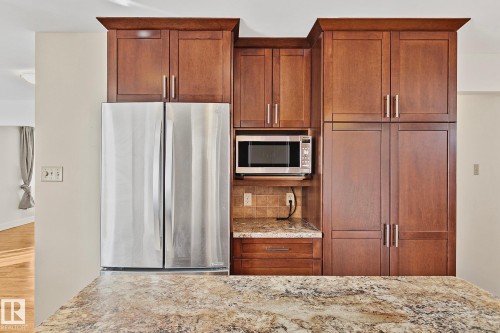 10823 130 Street, Edmonton, AB - Indoor Photo Showing Kitchen