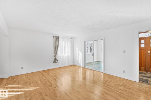 10823 130 Street, Edmonton, AB - Indoor Photo Showing Other Room