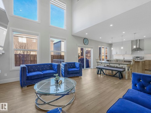 8641 Mayday Wynd, Edmonton, AB - Indoor Photo Showing Living Room