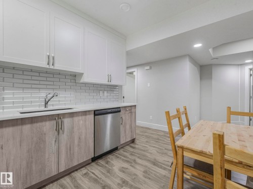8641 Mayday Wynd, Edmonton, AB - Indoor Photo Showing Other Room