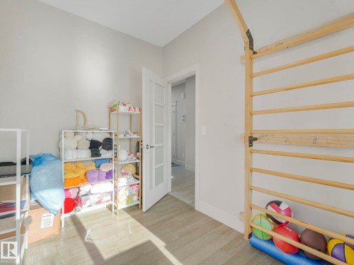 8641 Mayday Wynd, Edmonton, AB - Indoor
