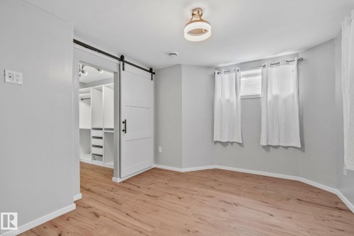15608 44 Street, Edmonton, AB - Indoor Photo Showing Other Room