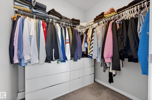 239 Ebbers Boulevard, Edmonton, AB - Indoor With Storage