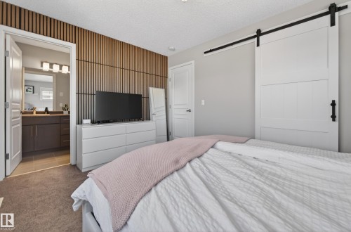 239 Ebbers Boulevard, Edmonton, AB - Indoor Photo Showing Bedroom