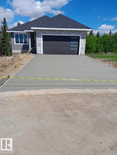 5611 45 ST  Smoky Lake Town, AB T0A 3C0