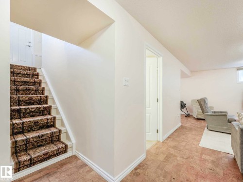 7508 76 Avenue, Edmonton, AB - Indoor Photo Showing Other Room