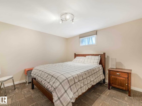 7508 76 Avenue, Edmonton, AB - Indoor Photo Showing Bedroom