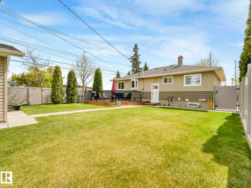 7508 76 Avenue, Edmonton, AB - Outdoor