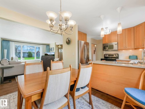 7508 76 Avenue, Edmonton, AB - Indoor