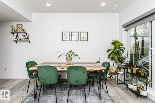 9737 101 Street, Edmonton, AB - Indoor Photo Showing Dining Room