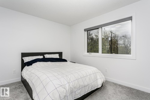 9737 101 Street, Edmonton, AB - Indoor Photo Showing Bedroom