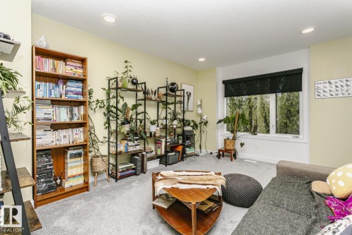 9737 101 Street, Edmonton, AB - Indoor