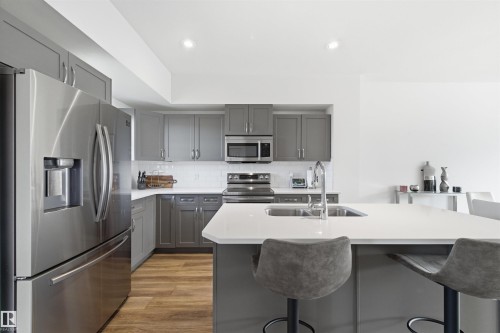 1506 157 Street, Edmonton, AB - Indoor Photo Showing Kitchen With Stainless Steel Kitchen With Double Sink With Upgraded Kitchen