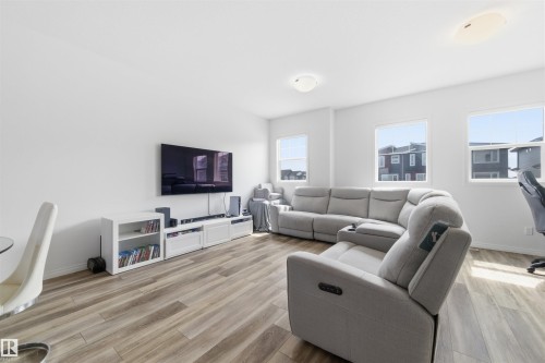1506 157 Street, Edmonton, AB - Indoor