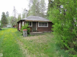 5817 49 Street Rural Wetaskiwin County, AB T0C 2C0
