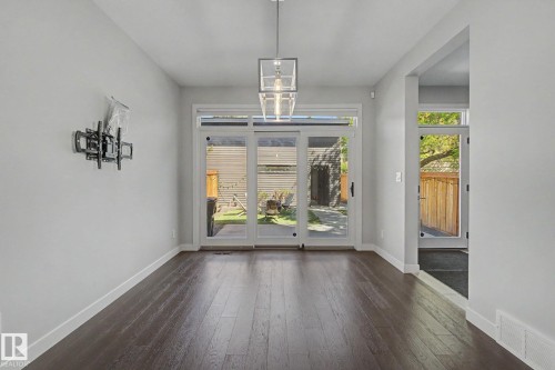 11430 75 Avenue, Edmonton, AB - Indoor Photo Showing Other Room