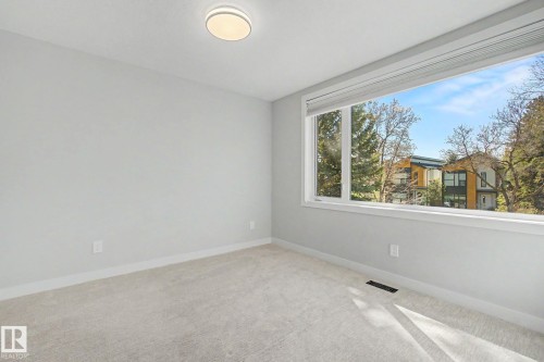 11430 75 Avenue, Edmonton, AB - Indoor Photo Showing Other Room