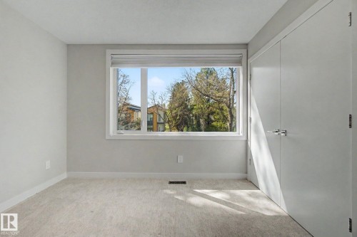 11430 75 Avenue, Edmonton, AB - Indoor Photo Showing Other Room
