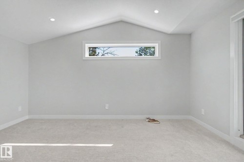 11430 75 Avenue, Edmonton, AB - Indoor Photo Showing Other Room