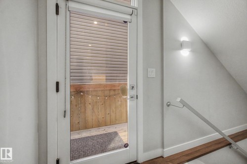 11430 75 Avenue, Edmonton, AB - Indoor Photo Showing Other Room