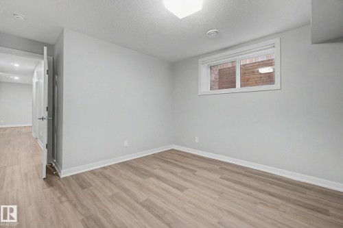 11430 75 Avenue, Edmonton, AB - Indoor Photo Showing Other Room