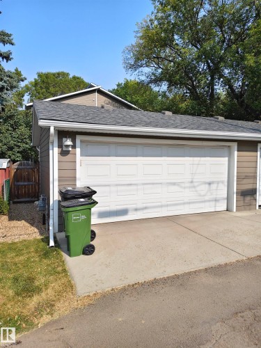 9527 75 Avenue, Edmonton, AB - Outdoor