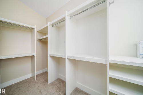 9527 75 Avenue, Edmonton, AB - Indoor With Storage