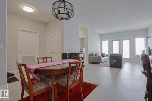 432 1406 Hodgson Way, Edmonton, AB - Indoor Photo Showing Dining Room