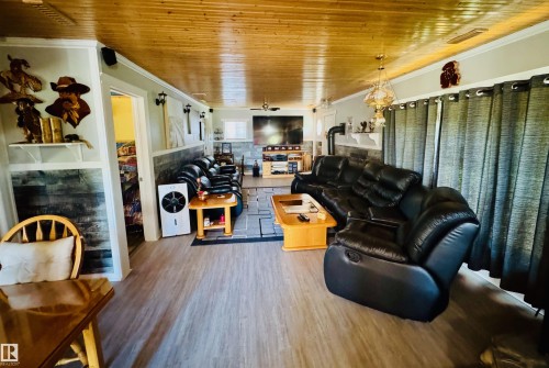 401 60501 Rr 120, Rural St. Paul County, AB - Indoor