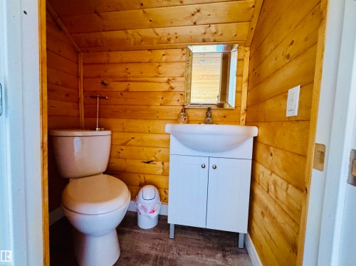 401 60501 Rr 120, Rural St. Paul County, AB - Indoor Photo Showing Bathroom
