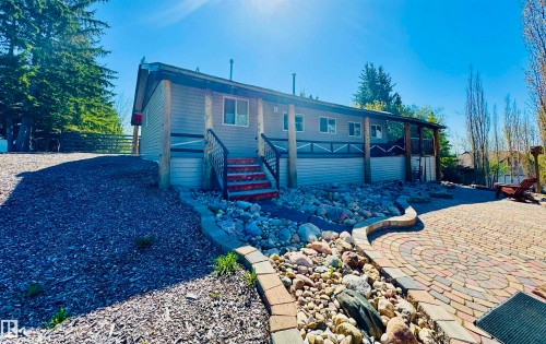 401 60501 Rr 120, Rural St. Paul County, AB - Outdoor With Deck Patio Veranda