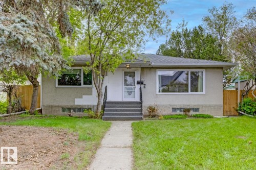 8754 Strathearn Drive Nw, Edmonton, AB - Outdoor