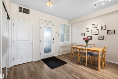 215 9507 101 Avenue, Edmonton, AB 